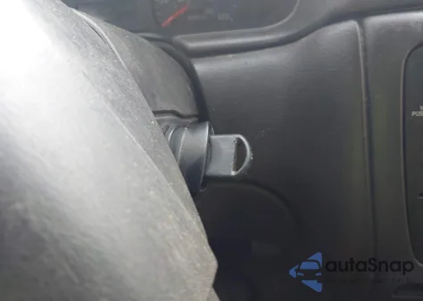 2004 Ford Taurus Ses z USA, uszkodzony, nr VIN 1FAFP55S74A183786